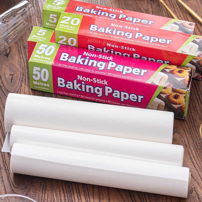 Non stick butter paper roll (10 meter)